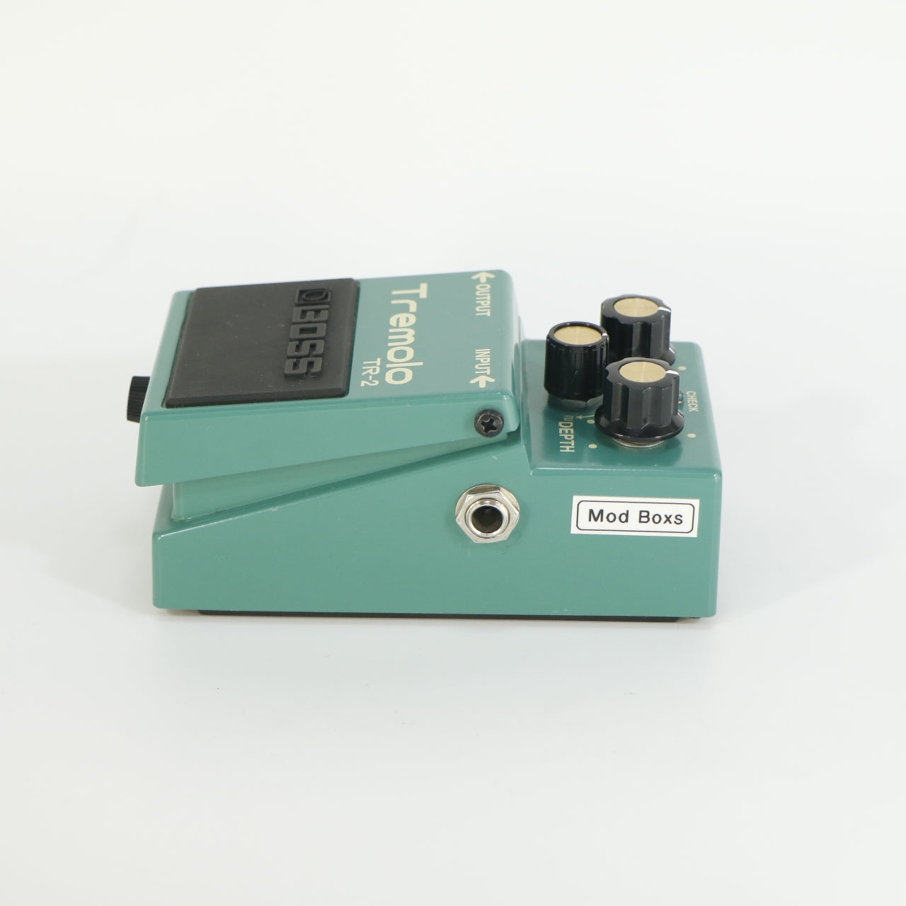 Boss TR-2 Tremolo (modded naar studio kwaliteit, s/n P4E6399, Silver Label, Made in Taiwan)