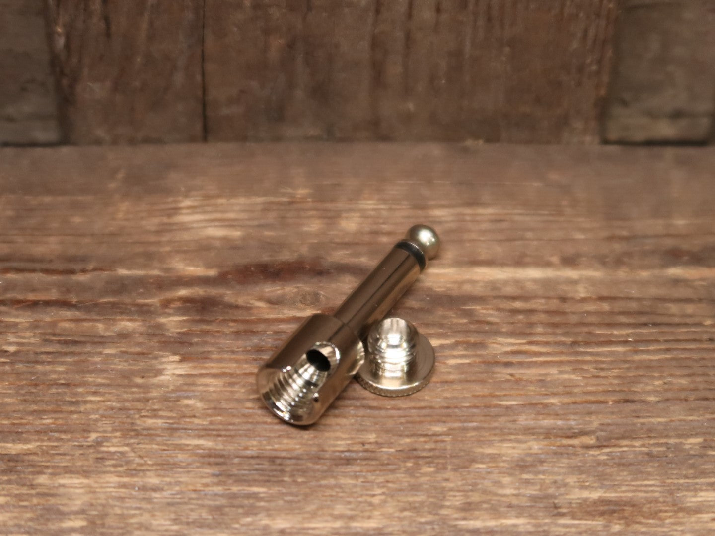 Solderless patch cable plug connectors