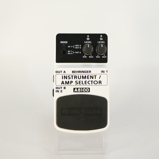 Behringer AB100 Instrument / Amp Selector