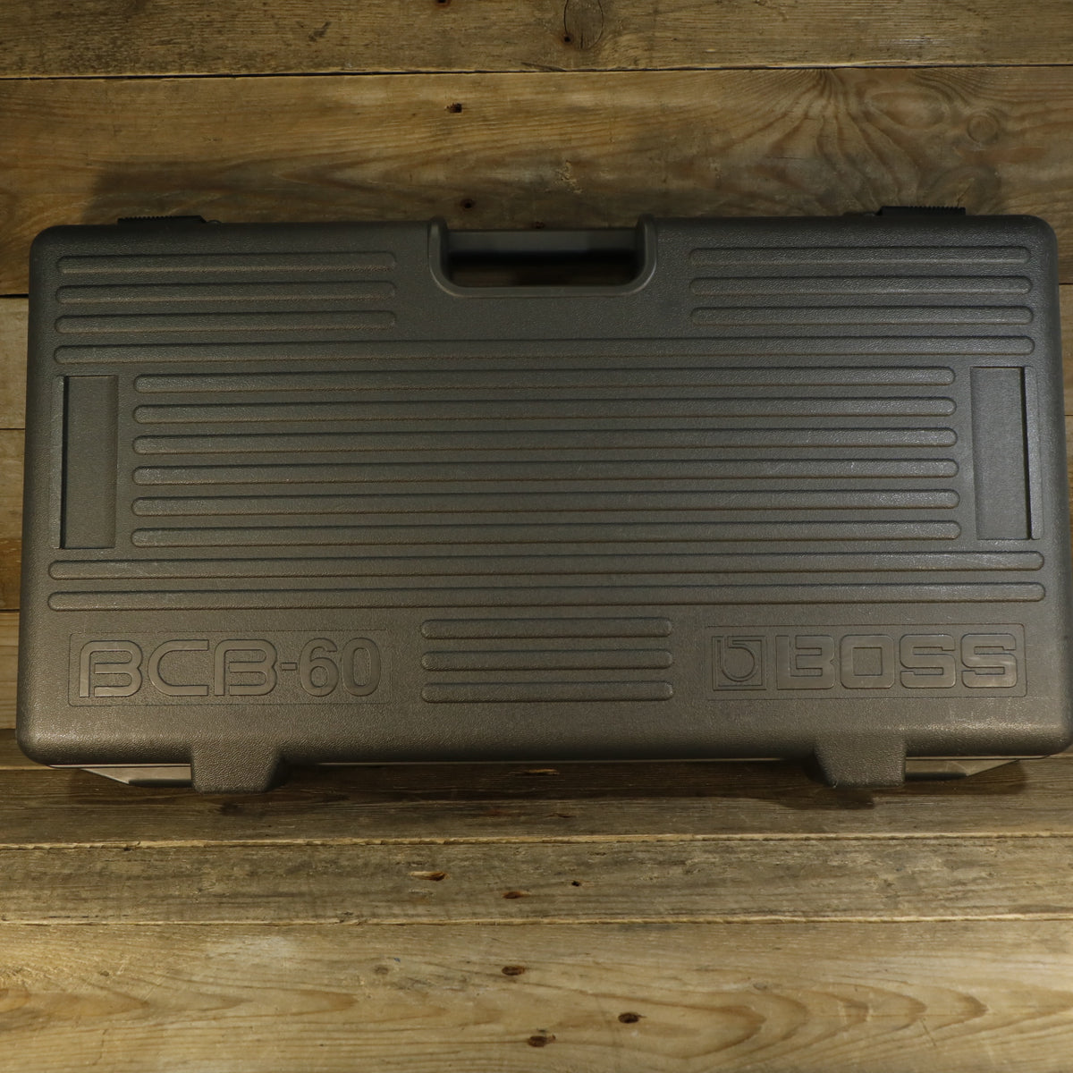 Boss BCB-60 Pedalboard incl Power Supply (s/n L4D4418, Made in Taiwan)