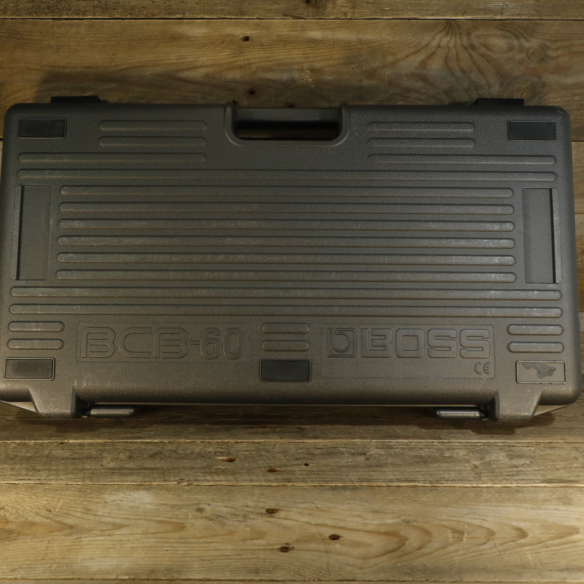 Boss BCB-60 Pedalboard incl Power Supply (s/n L4D4418, Made in Taiwan)