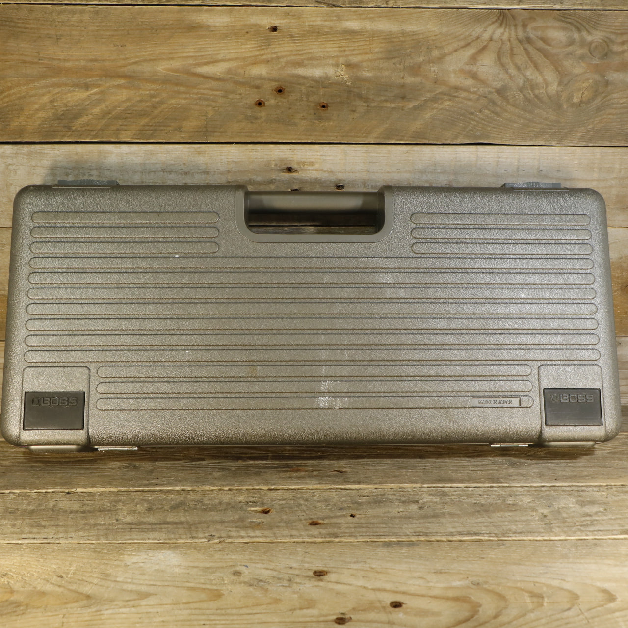 Boss BCB-6 Pedalboard (s/n 300281, Vintage, Made in Japan, incl daisy chain, 4 patch cables and 1 long cable)