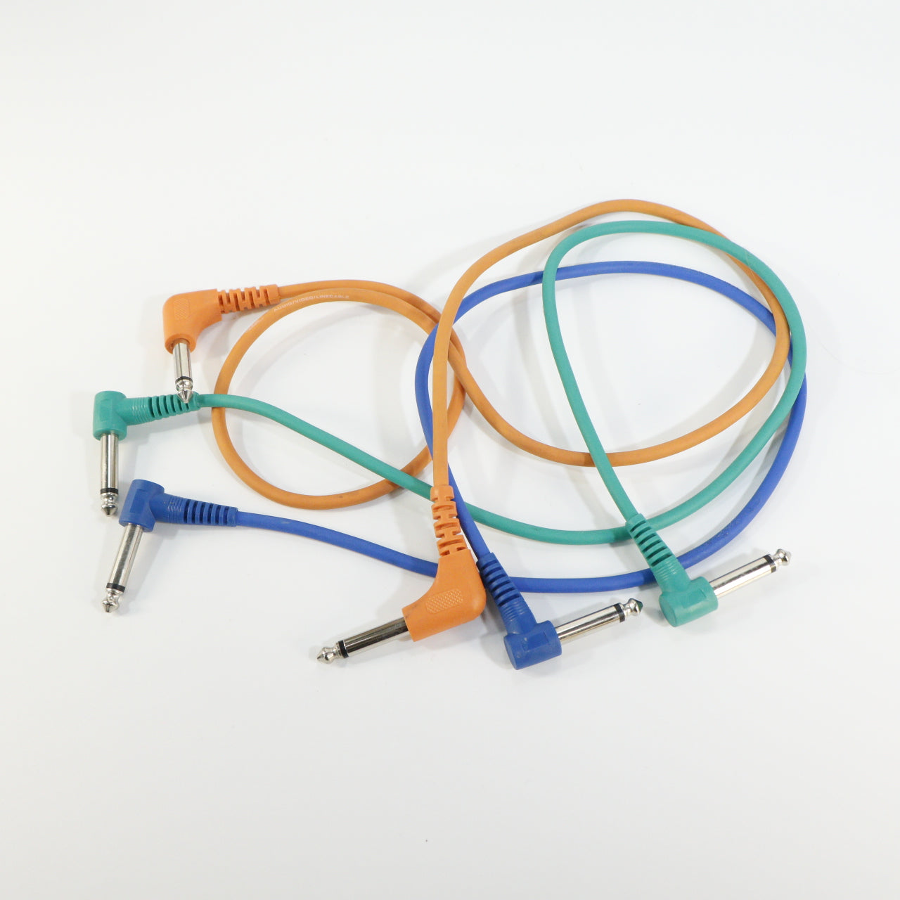Patch cable (plastic plug, lang, 30 cm en langer)