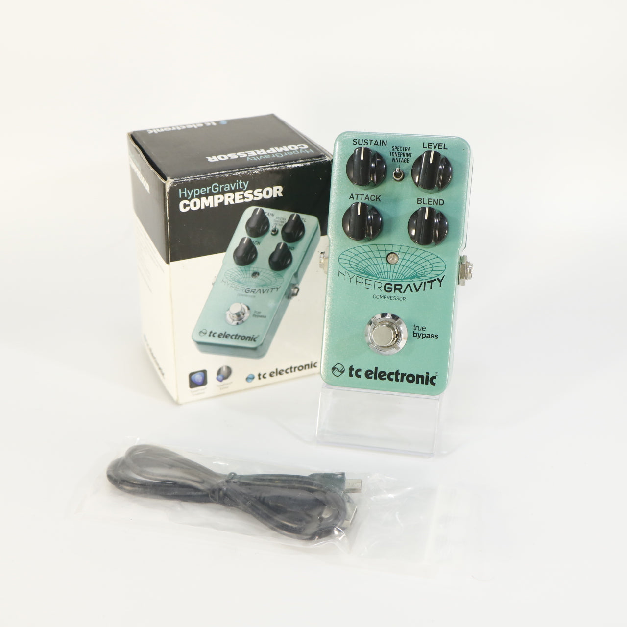 TC Electronic HyperGravity Compressor (incl. Box and USB Cable)