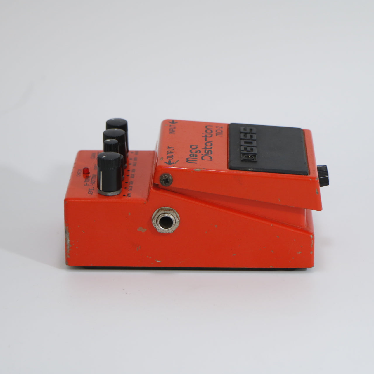 Boss MD-2 Mega Distortion (s/n 80177, Silver Label Made in Taiwan)