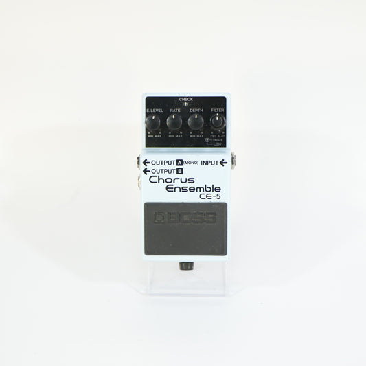 Boss CE-5 Chorus Ensemble (modded naar studio kwaliteit, analoog, s/n BE63217, Blue Label Made In Taiwan)